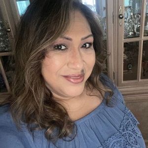 Meet your Posher, Victoria